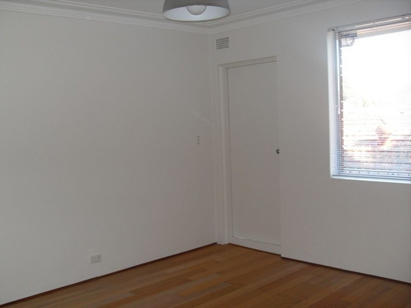 8/29 Pine Street, Marrickville NSW 2204