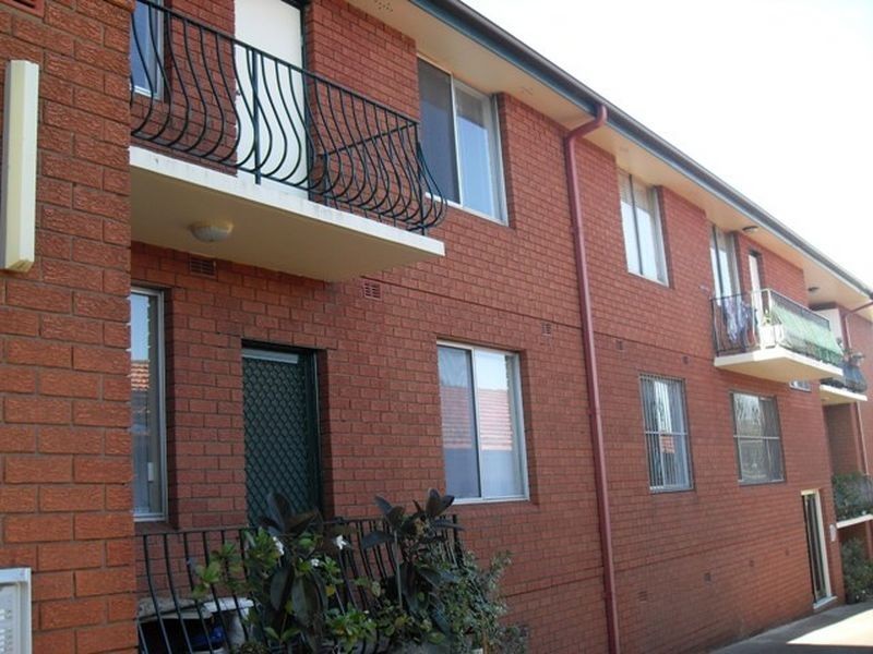 8/29 Pine Street, Marrickville NSW 2204