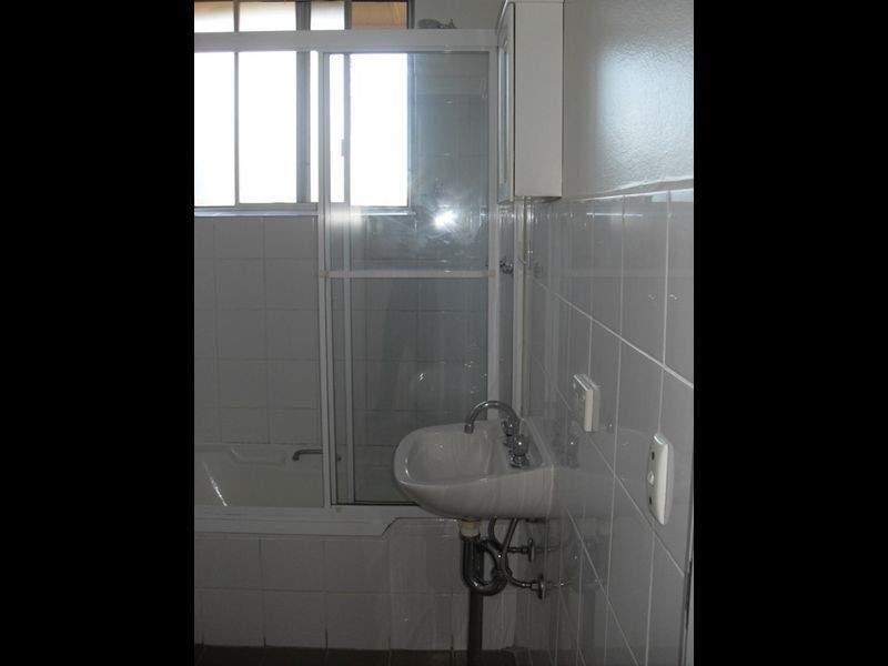 8/29 Pine Street, Marrickville NSW 2204