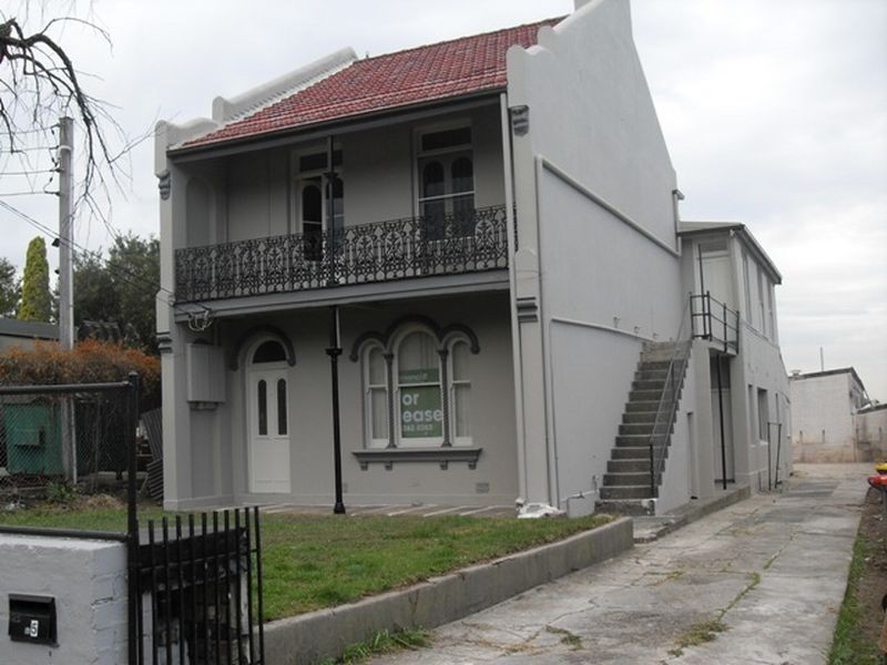 2/105 Illawarra Road, Marrickville NSW 2204