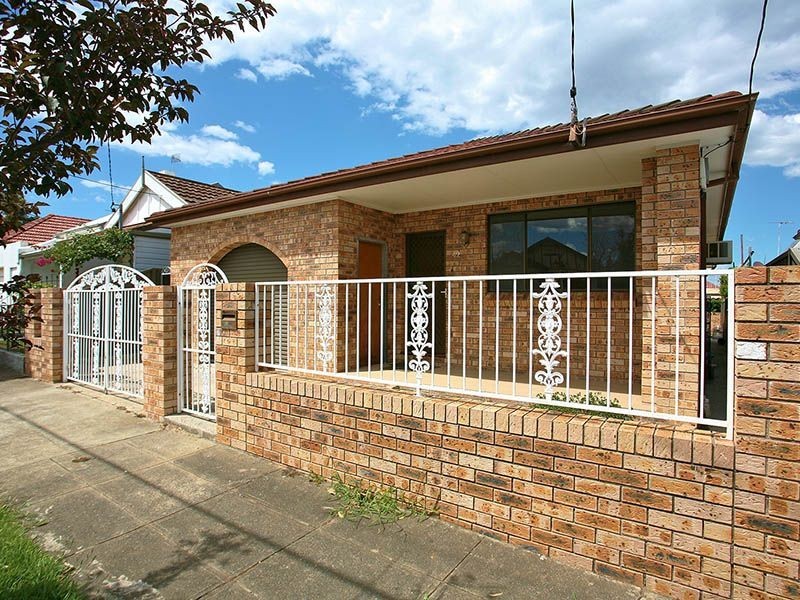 42 Day Street, Marrickville NSW 2204