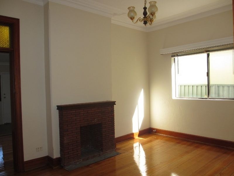 6 Fernbank Street, Marrickville NSW 2204