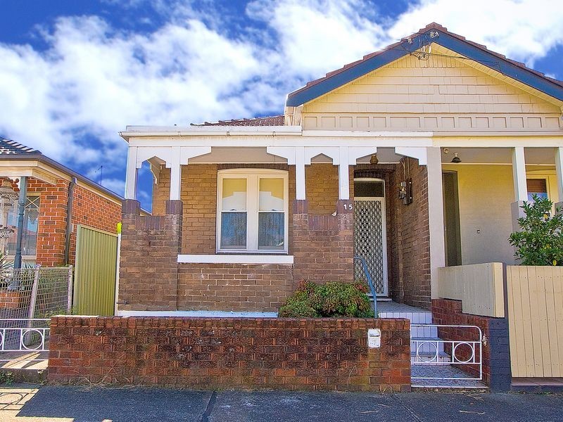 15 Fanning Street, Marrickville NSW 2204