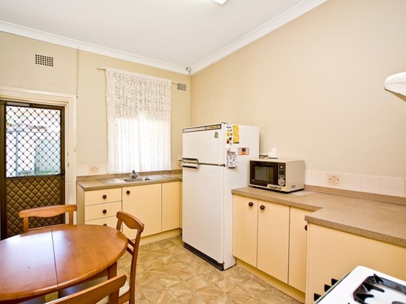 15 Fanning Street, Marrickville NSW 2204