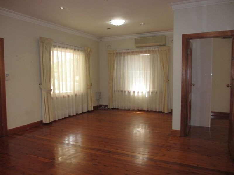 49 Riverside Crescent, Marrickville NSW 2204