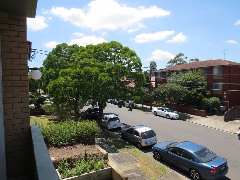 1/3 Bayley St, Marrickville NSW 2204