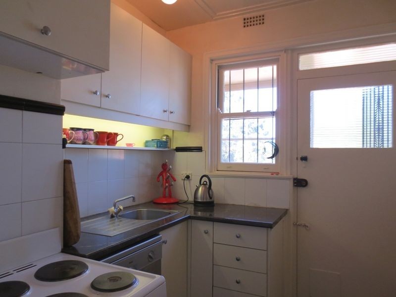 2/37 Fernhill St, Hurlstone Park NSW 2193