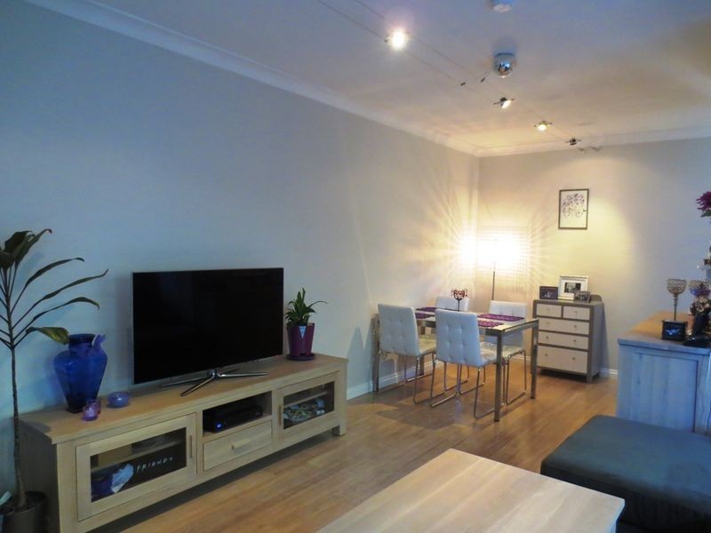 1/6 Ann Street, Marrickville NSW 2204