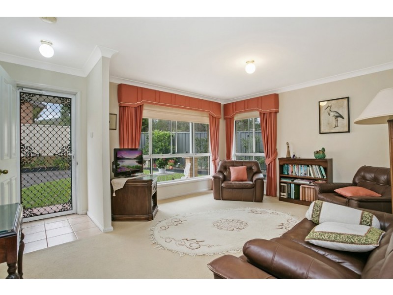 71 Burton Road, Eleebana NSW 2282