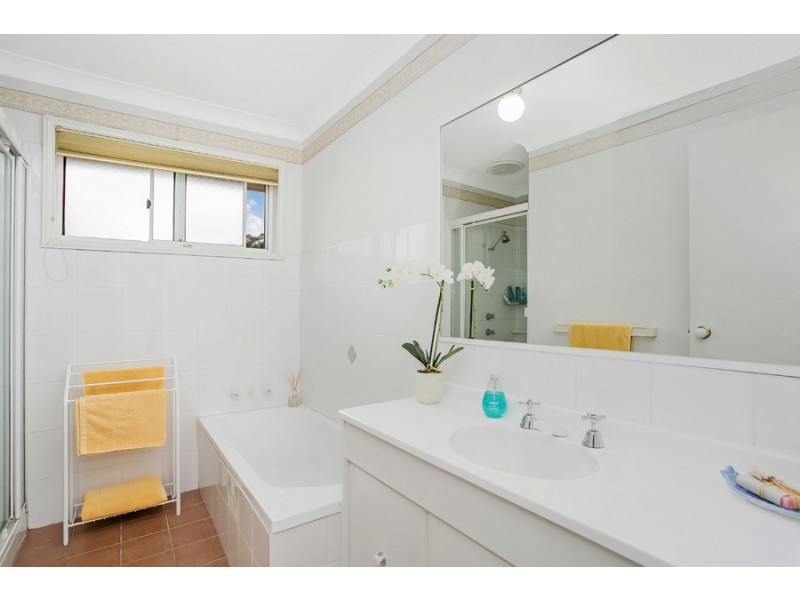 71 Burton Road, Eleebana NSW 2282