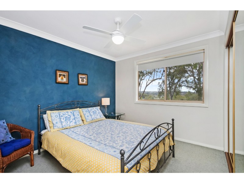 20 Vista Parade, Belmont NSW 2280