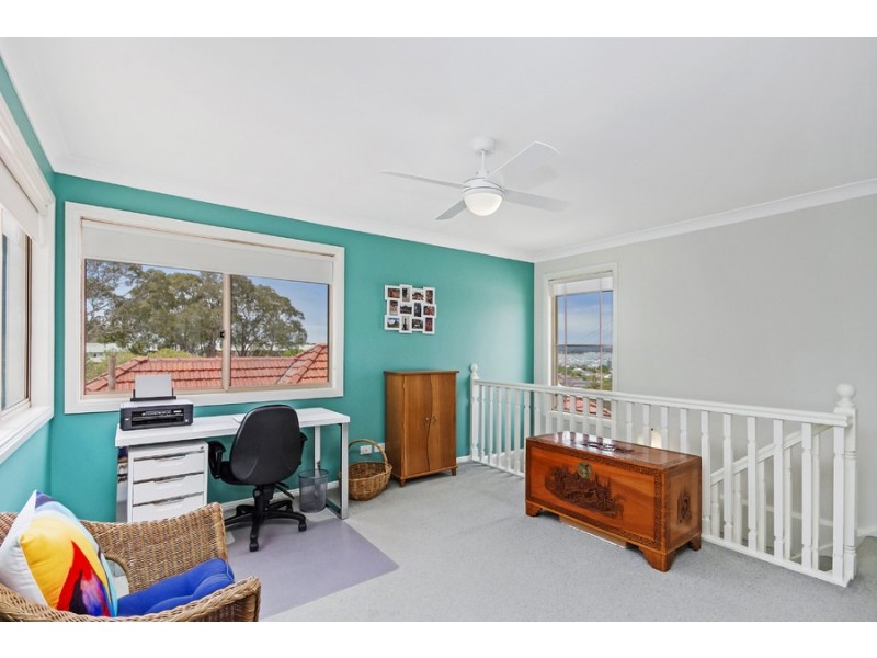 20 Vista Parade, Belmont NSW 2280