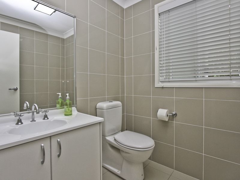 9 Plumridge Close, Warners Bay NSW 2282