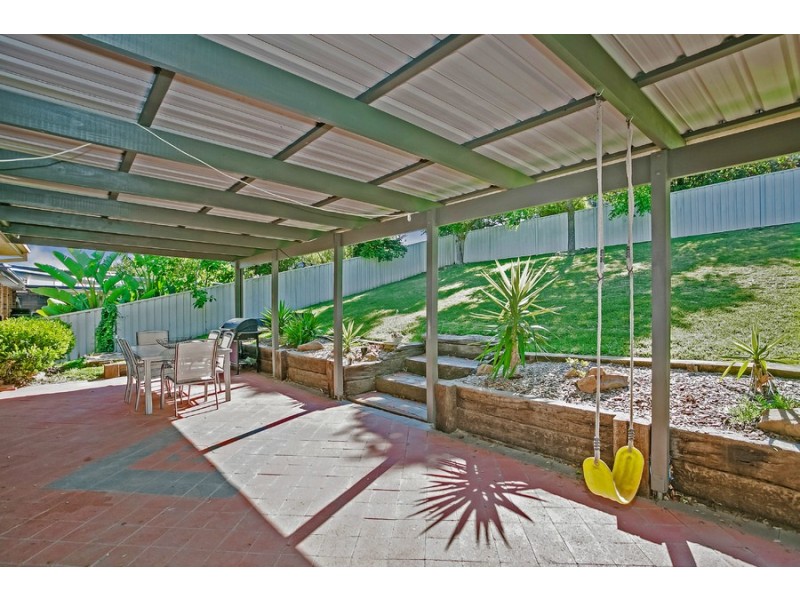 30 Suffolk Drive, Valentine NSW 2280