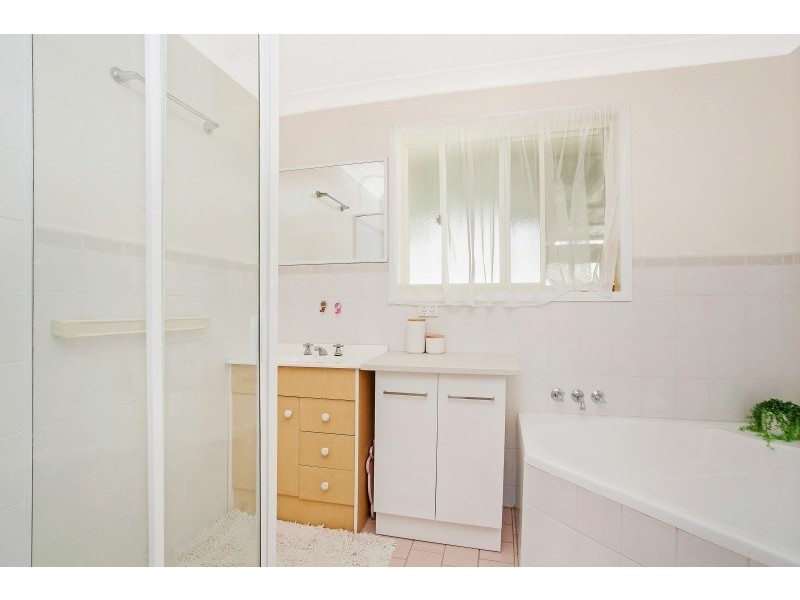 30 Suffolk Drive, Valentine NSW 2280