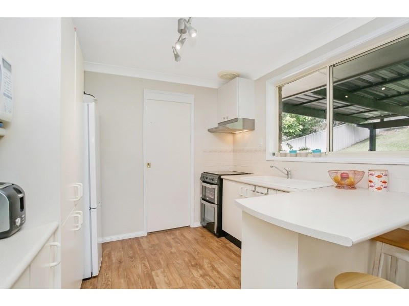 30 Suffolk Drive, Valentine NSW 2280