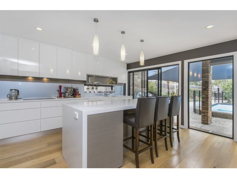 9 Valentine Crescent, Valentine NSW 2280