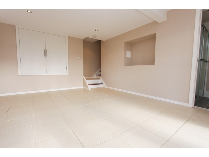 21 Macquarie Drive, Belmont NSW 2280