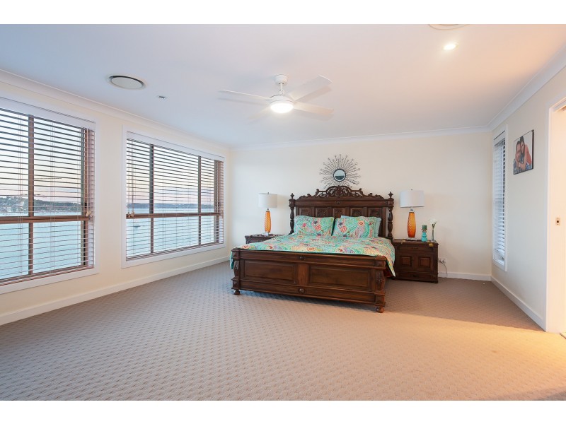 68 Bareki Road, Eleebana NSW 2282