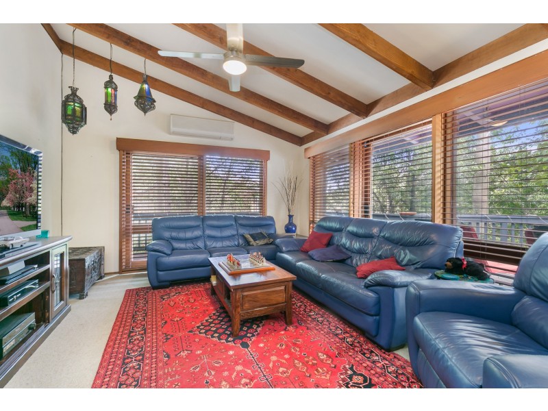 10 Michael Crescent, Valentine NSW 2280