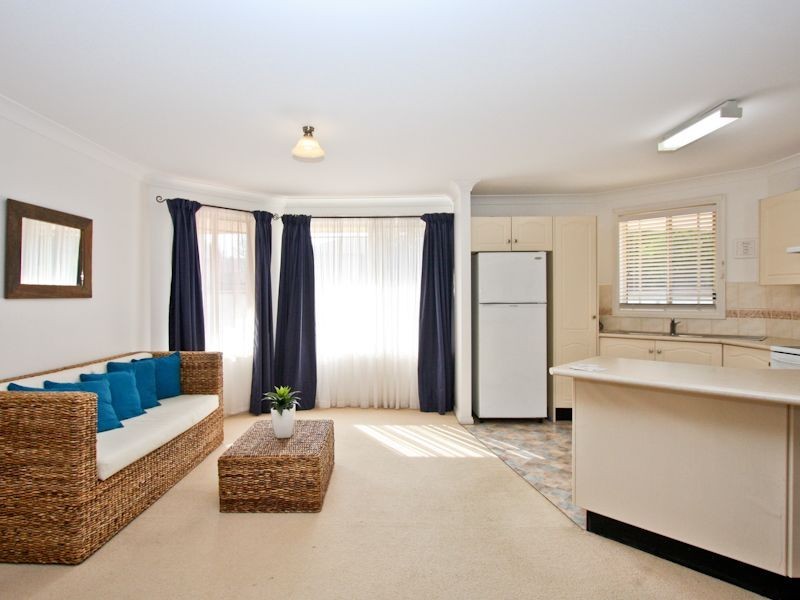 3/9 Marks Point Road, Marks Point NSW 2280