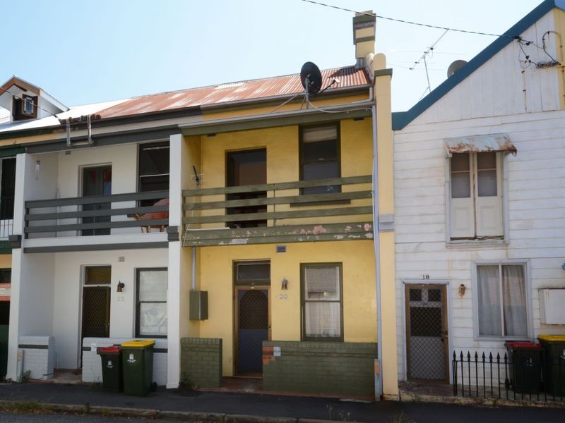 20 Railway Street, Cooks Hill NSW 2300