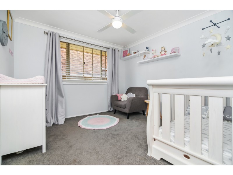 8 Nerang Place, Belmont NSW 2280