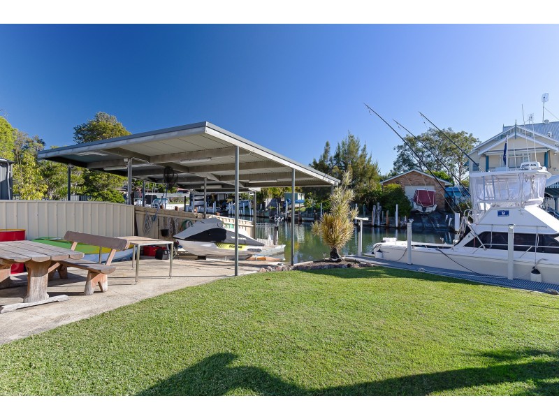 3 St Johns Drive, Croudace Bay NSW 2280