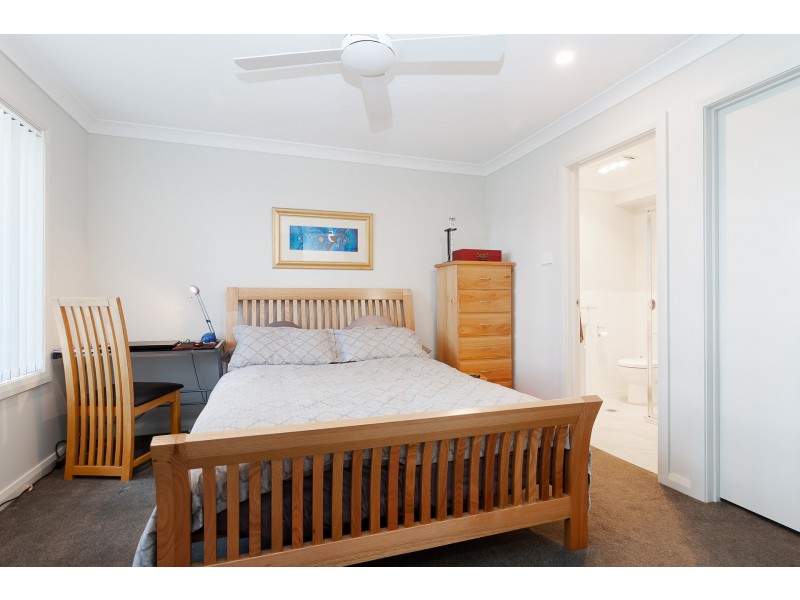 1 Sail Street, Teralba NSW 2284