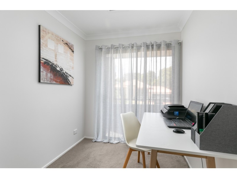 4 Roma Road, Valentine NSW 2280