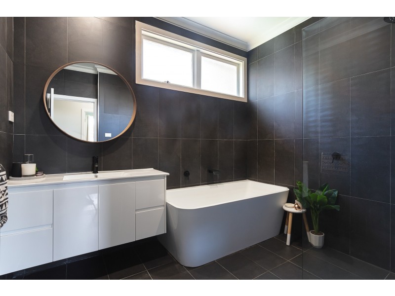 20 Bell Street, Belmont North NSW 2280