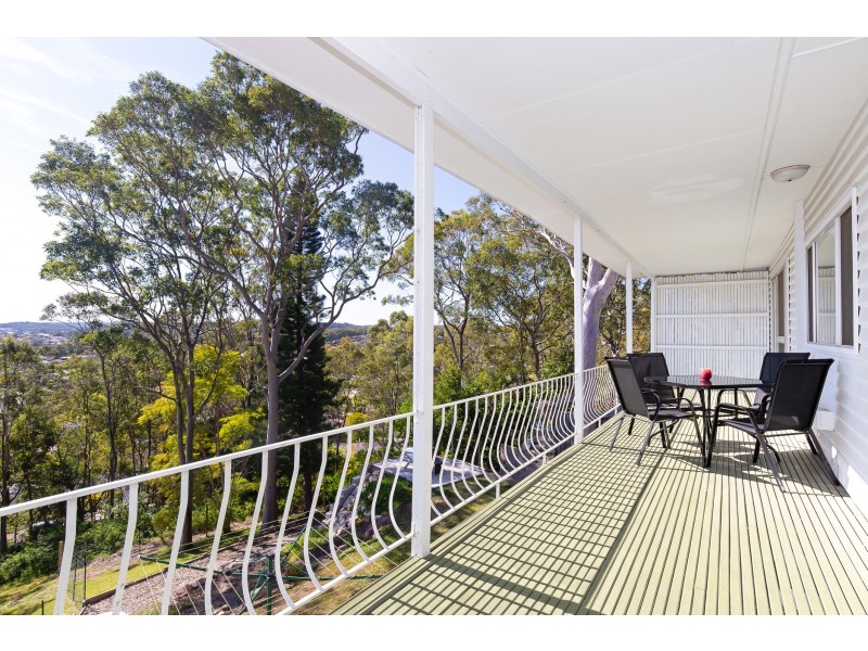 52 Croft Road, Eleebana NSW 2282