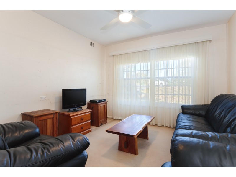 52 Croft Road, Eleebana NSW 2282