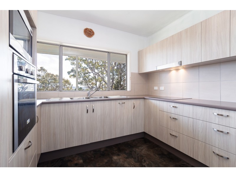 52 Croft Road, Eleebana NSW 2282