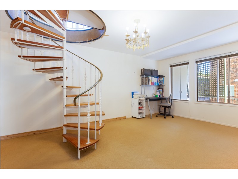 52 Croft Road, Eleebana NSW 2282