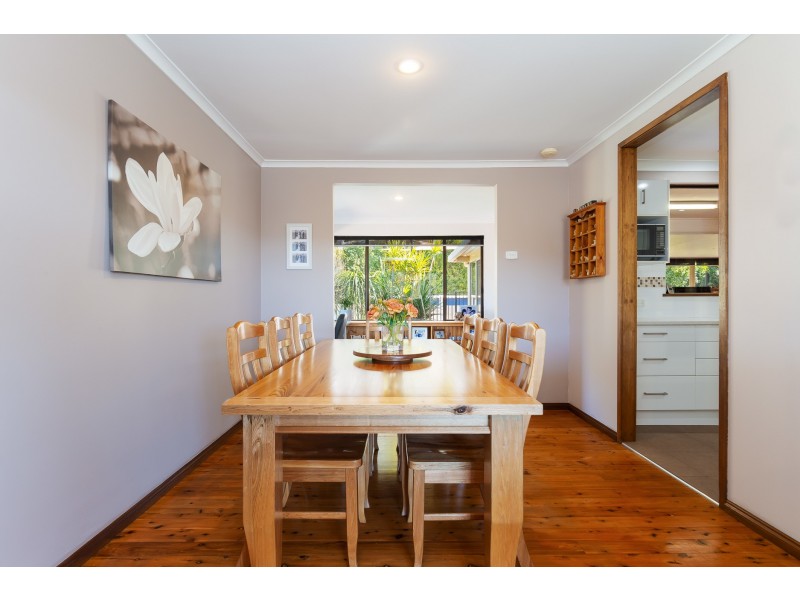 2 Moola Avenue, Valentine NSW 2280