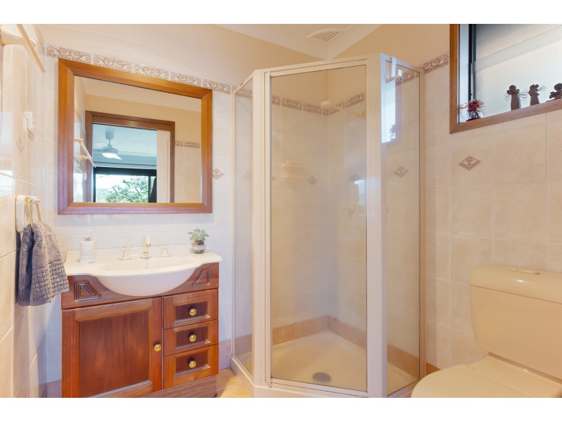 2 Moola Avenue, Valentine NSW 2280