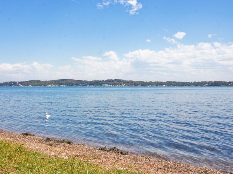 128 Dilkera Avenue, Valentine NSW 2280