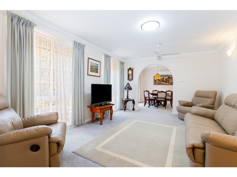 8 Neptune Place, Croudace Bay NSW 2280