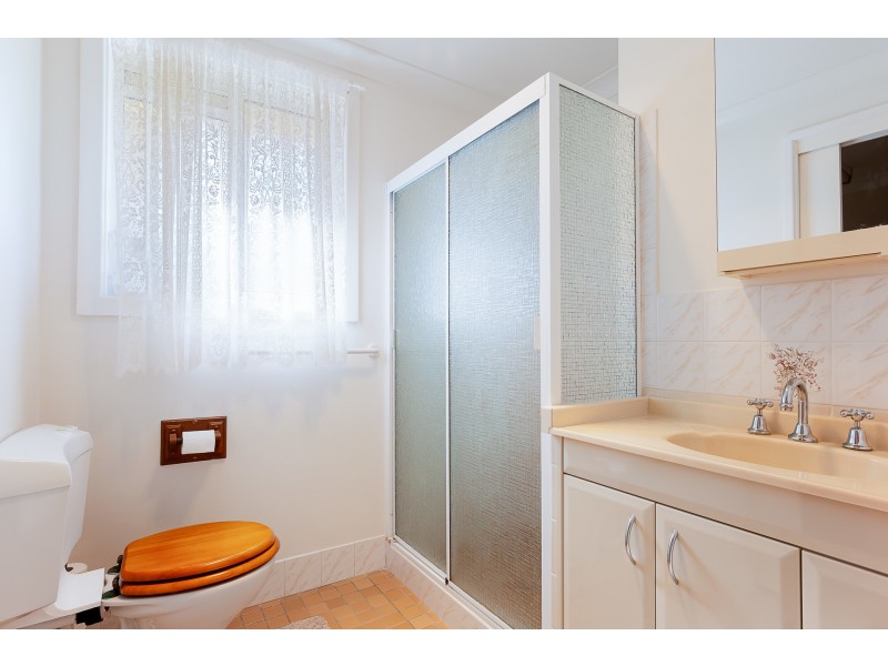 8 Neptune Place, Croudace Bay NSW 2280