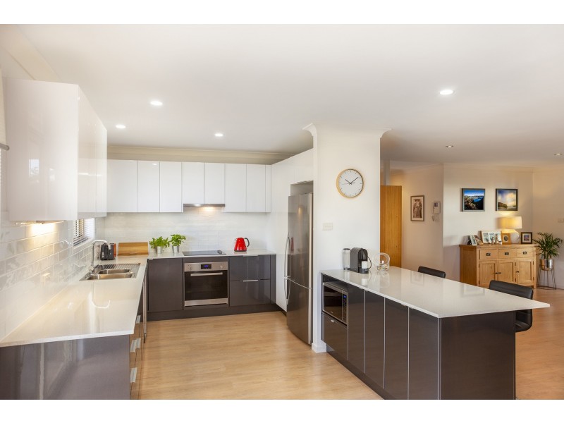 38 Excalibur Parade, Valentine NSW 2280