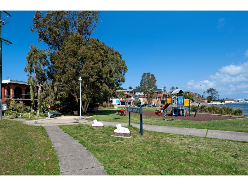 36 Macquarie Street, Belmont NSW 2280