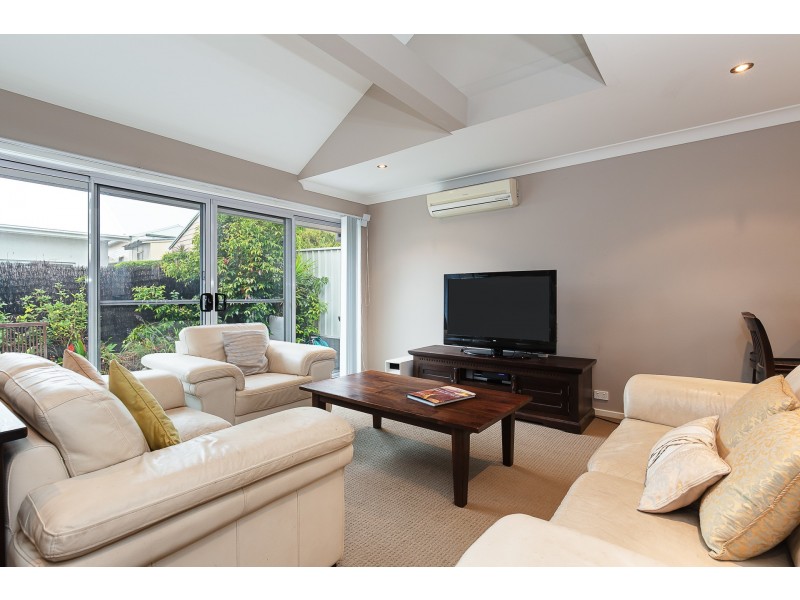 7/74-76 Evans Street, Belmont NSW 2280