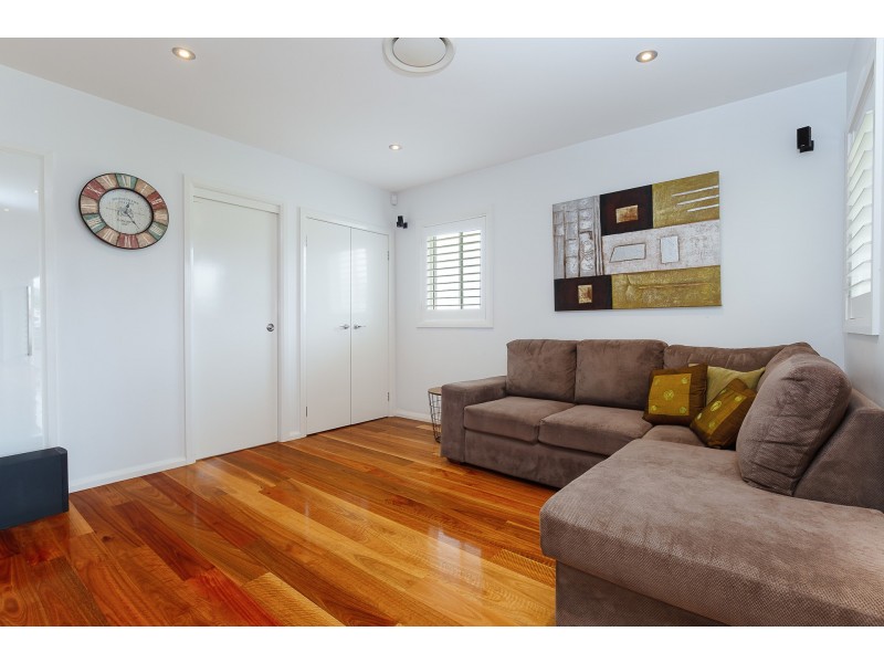 27 Siloam Drive, Belmont North NSW 2280