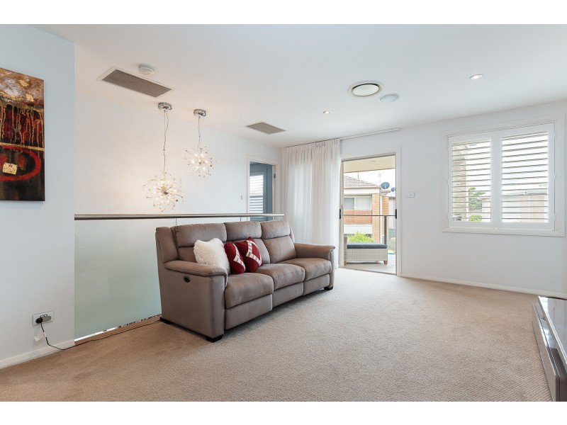 27 Siloam Drive, Belmont North NSW 2280