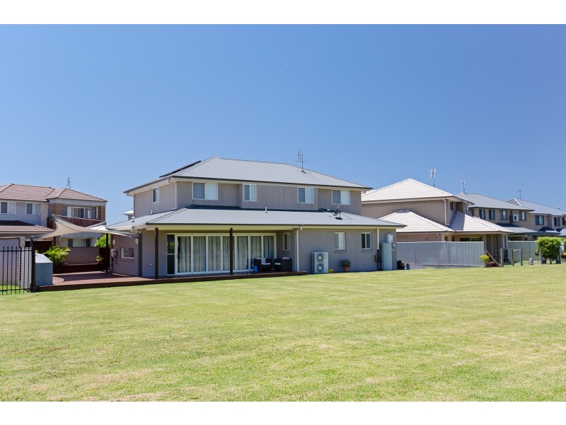 27 Siloam Drive, Belmont North NSW 2280