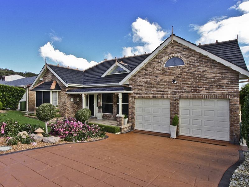 25 Suffolk Drive, Valentine NSW 2280