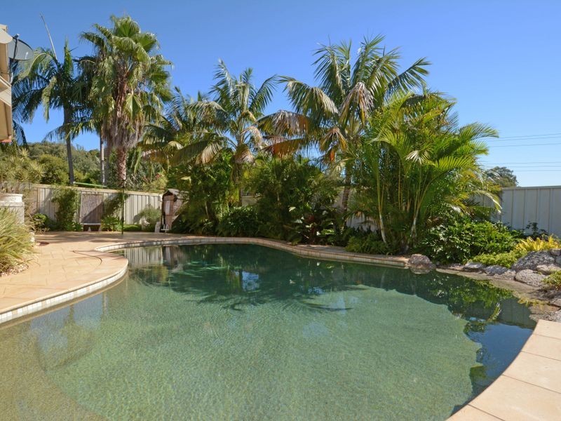 25 Suffolk Drive, Valentine NSW 2280