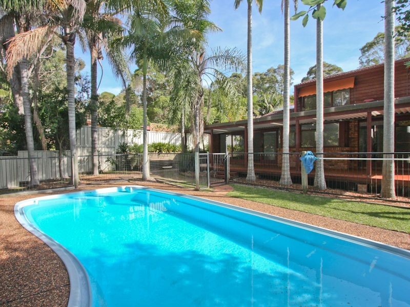 37 Christopher Avenue, Valentine NSW 2280