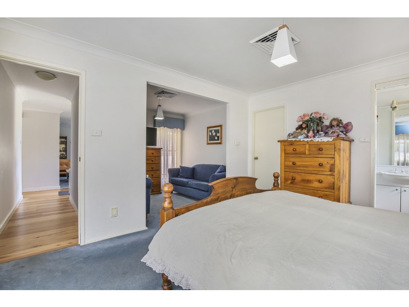 22 Connaught Road, Valentine NSW 2280